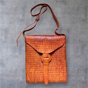 Handcrafted unisex Mexican leather crossbody bag 12 X 15